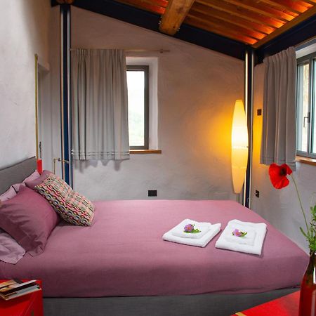 Villa Privata Con Piscina A Riparbella 卡斯泰里那马里提玛 外观 照片
