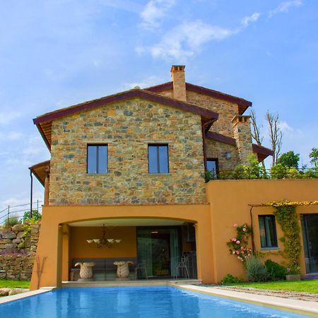Villa Privata Con Piscina A Riparbella 卡斯泰里那马里提玛 外观 照片