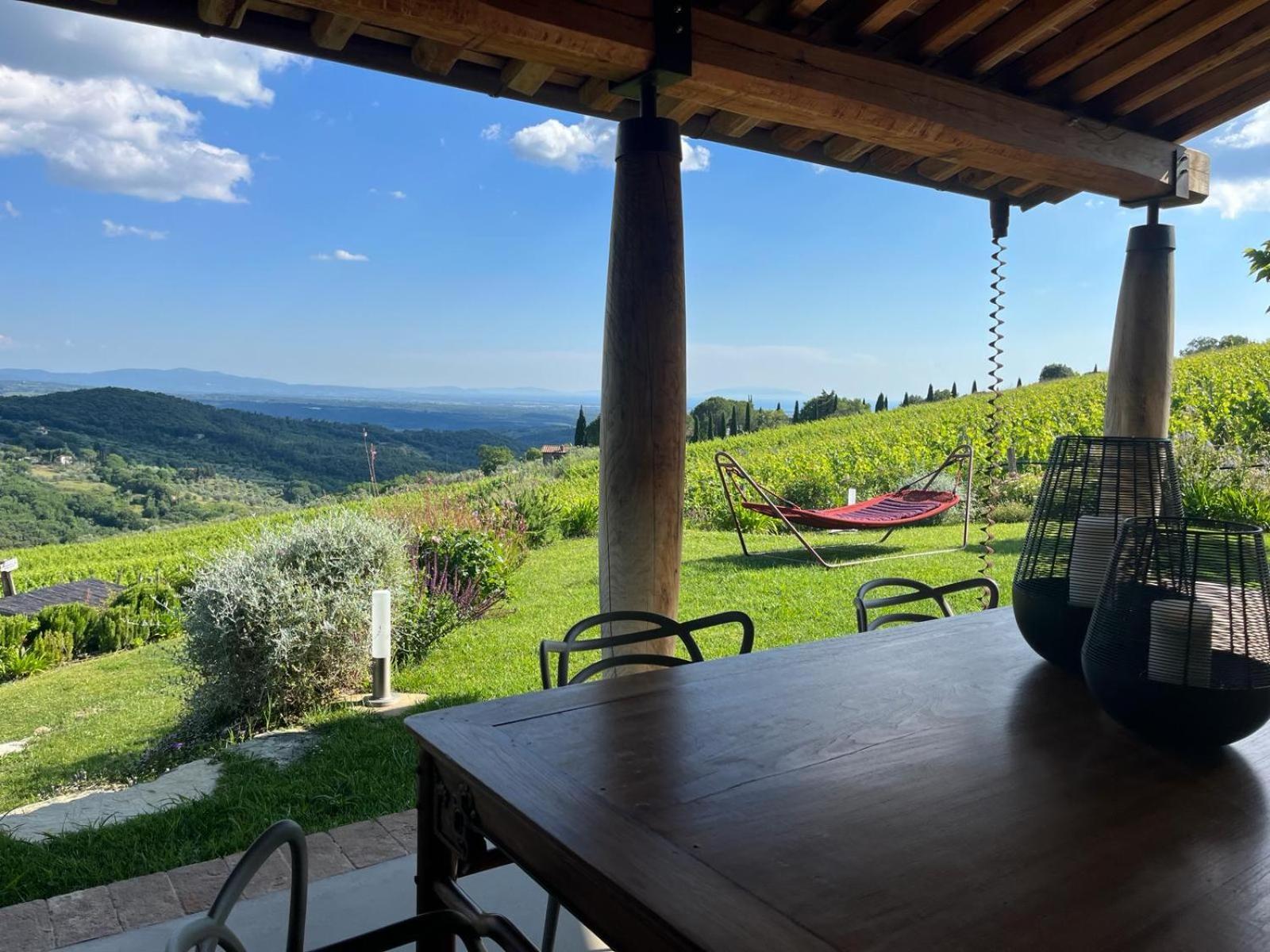 Villa Privata Con Piscina A Riparbella 卡斯泰里那马里提玛 外观 照片