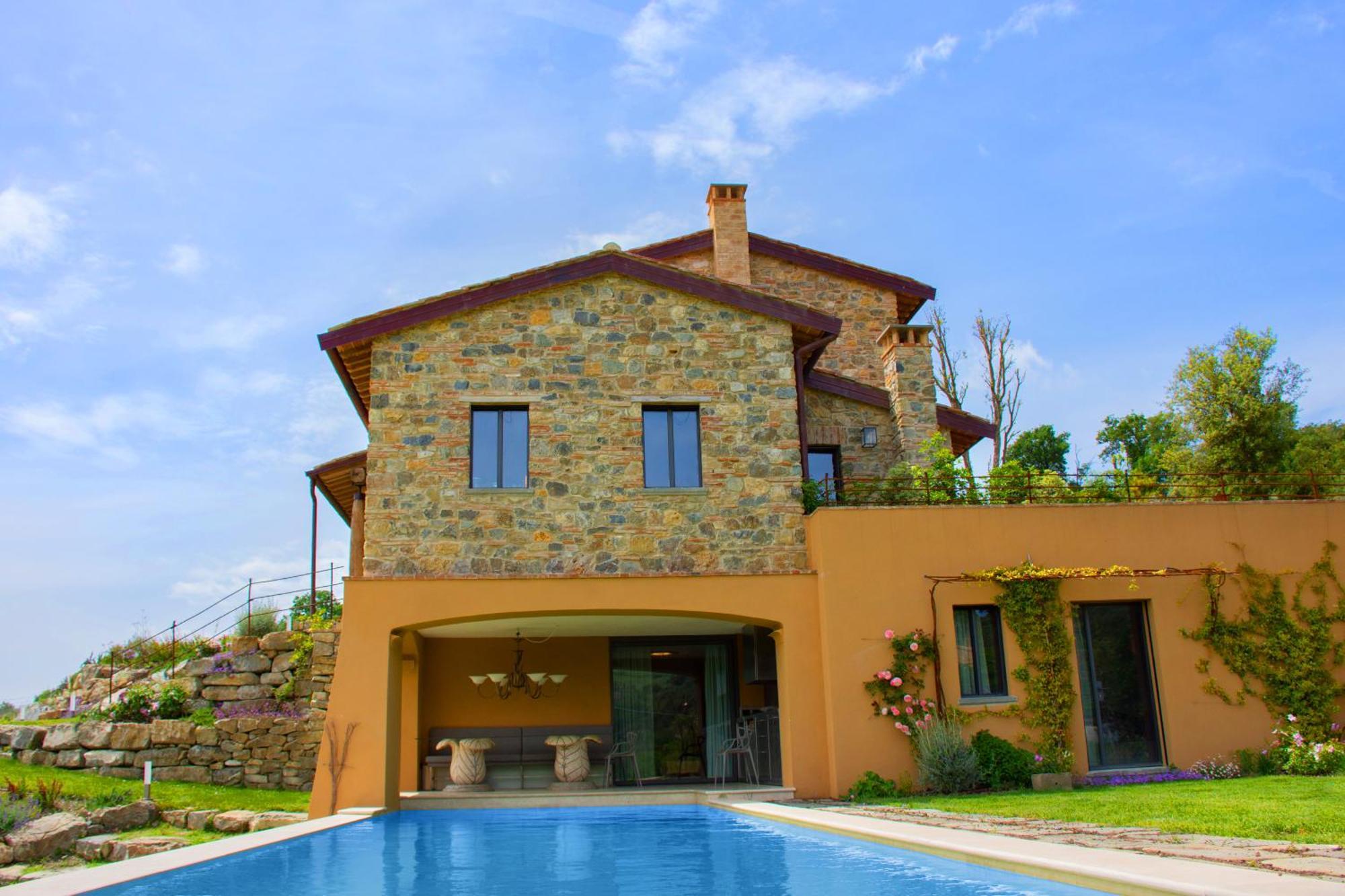 Villa Privata Con Piscina A Riparbella 卡斯泰里那马里提玛 外观 照片